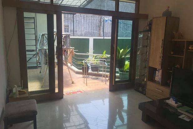 Dijual Rumah di Sayap Pajajaran 2 Lantai SHM Bagus nego abis!