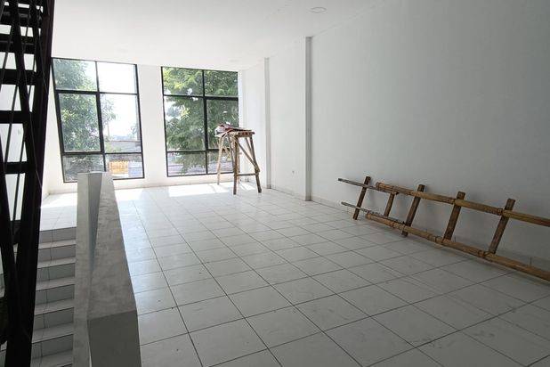 Ruko Baru 3 Lantai di Mainroad Cibaduyut, Bandung