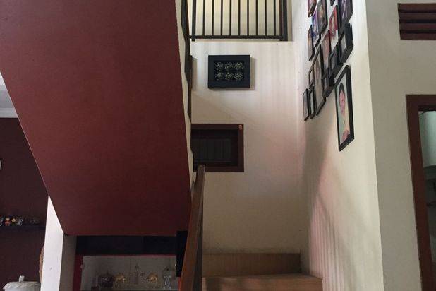 Dijual Rumah Eksklusif Siap Huni di Sariwangi Bandung