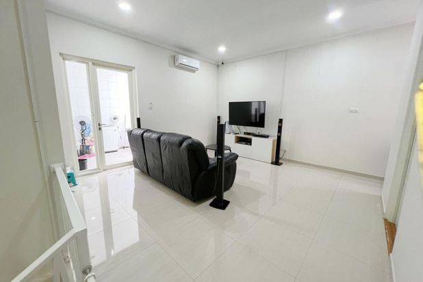Rumah Sutorejo Utara Surabaya Timur Murah RON.A1153