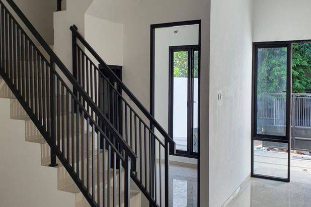 Rumah Nirwana Executive Surabaya Timur Murah SAM.A589