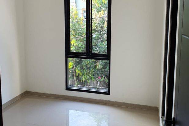 Rumah Nirwana Executive Surabaya Timur Murah SAM.A589