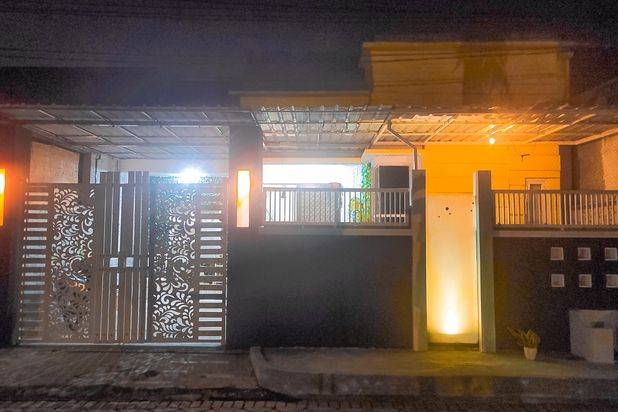 Rumah Taman Wiguna Selatan Surabaya Selatan Murah Dekat UPN RON.A1118
