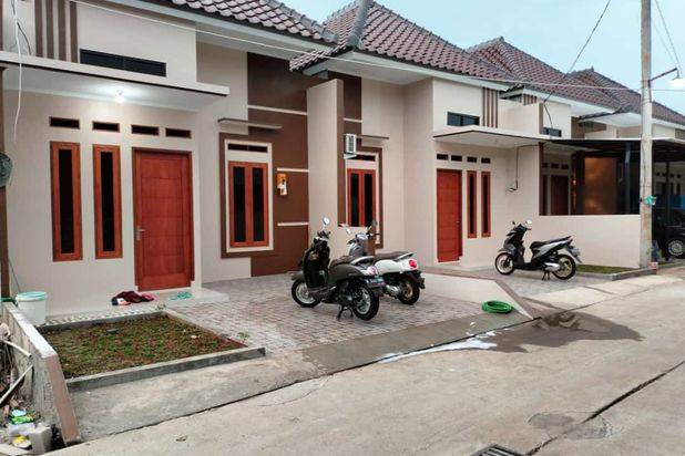 Rumah di dekat stasiun,pintu tol sawangan,lokasi strategis dan bebas banjir