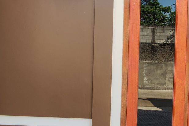 Rumah di dekat stasiun,pintu tol sawangan,lokasi strategis dan bebas banjir