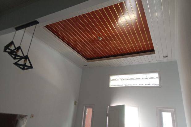 Di rumah cluster, dekat pintu tol sawangan,stasiun,lokasi strategis dan bebas banjir