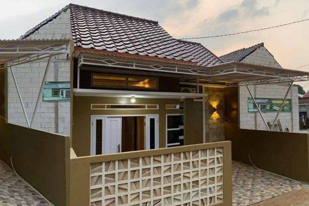 Di rumah cluster dengan dengan stasiun dan pintu tol sawangan