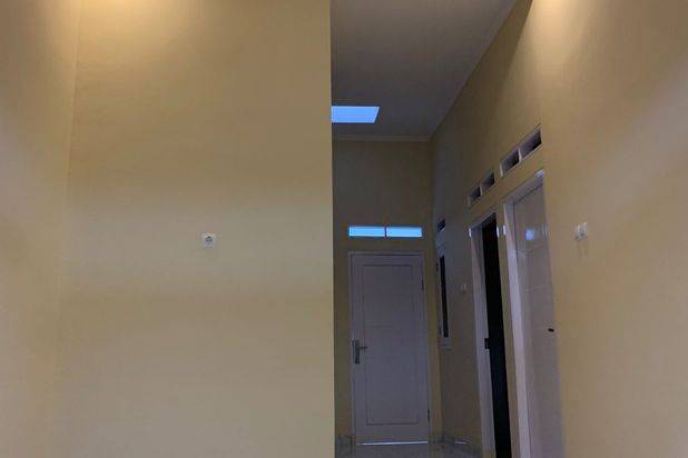 Di rumah cluster dengan dengan stasiun dan pintu tol sawangan