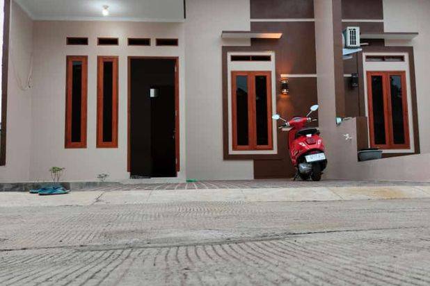 Di rumah cluster, dekat pintu tol sawangan,stasiun,lokasi strategis dan bebas banjir