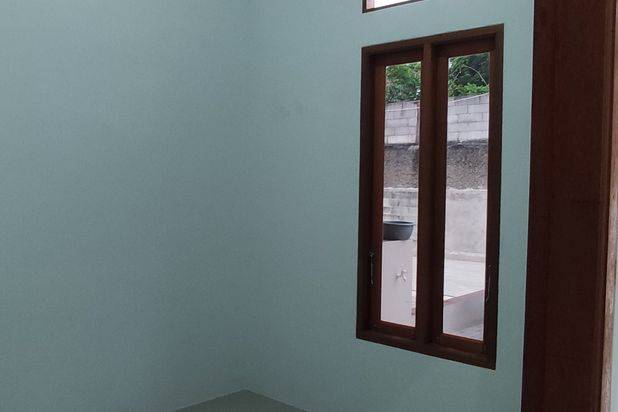 Di rumah cluster dekat dengan stasiun dan pintu tol sawangan lokasi strategis dan bebas dari banjir