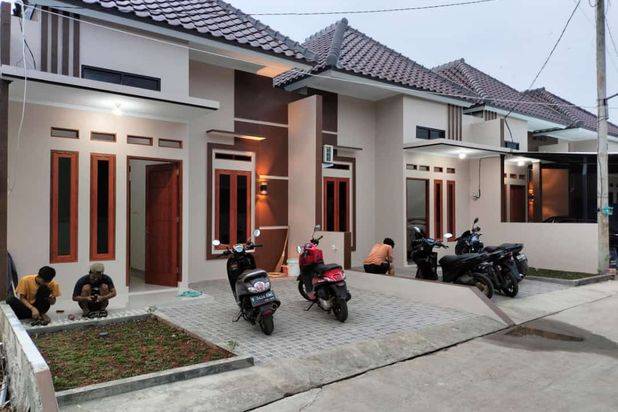 Di rumah cluster dekat dengan stasiun dan pintu tol sawangan lokasi strategis dan bebas dari banjir