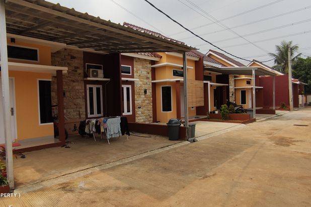 Rumah di jual dekat dengan pintu tol sawangan,stasiun, lokasi strategis dan bebas dari banjir