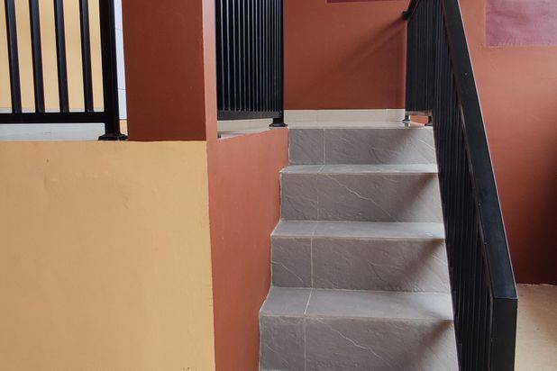 Rumah di jual dekat dengan pintu tol sawangan,stasiun, lokasi strategis dan bebas dari banjir
