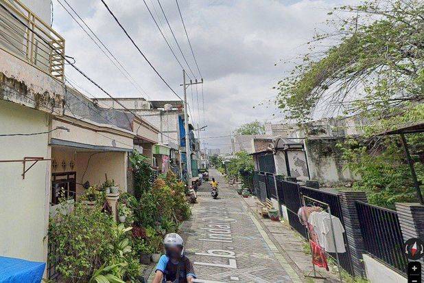 DIJUAL RUMAH LEBAK INDAH UTARA SURABAYA.
