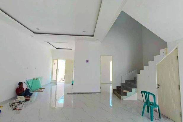 Dijual rumah baru manyar kertoadi lebar 7 surabaya timur