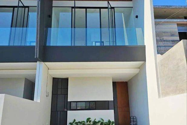 Dijual rumah baru jemursari surabaya dekat wonocolo, RSAL
