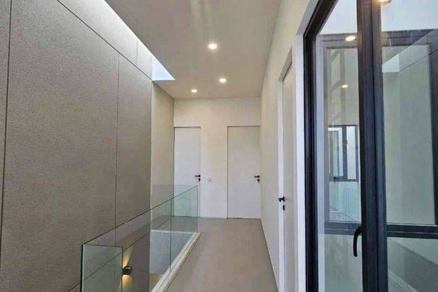 Dijual rumah baru jemursari surabaya dekat wonocolo, RSAL