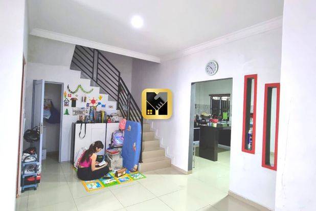 Rumah 2 Lantai Sudah Renovasi Garden Masyeba