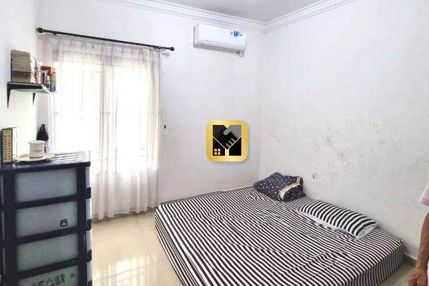 Rumah 2 Lantai Sudah Renovasi Garden Masyeba