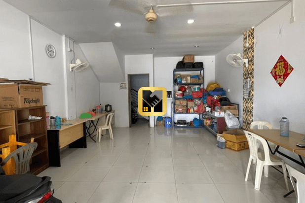 Rumah 2 Lantai Sudah Renovasi Citra Batam