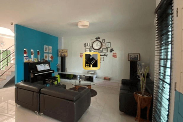 Rumah 2 Lantai Semi Furnished Permata Baloi