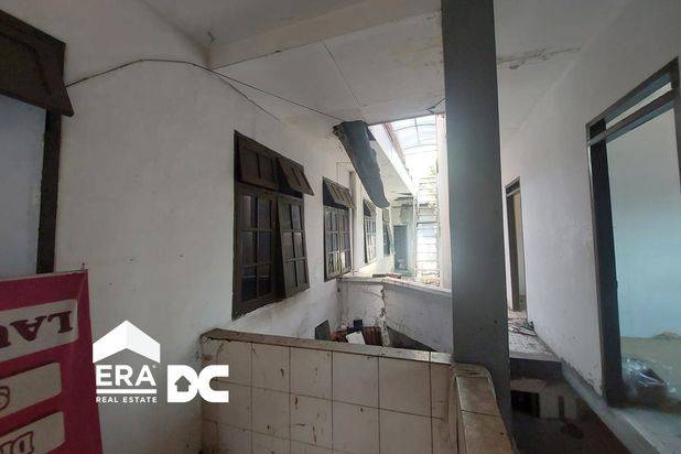 Rumah Kost Butuh Renovasi Dekat Kampus Undip dijual di Tembalang Semarang atas