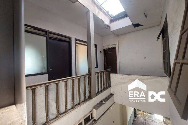 Rumah Kost Butuh Renovasi Dekat Kampus Undip dijual di Tembalang Semarang atas
