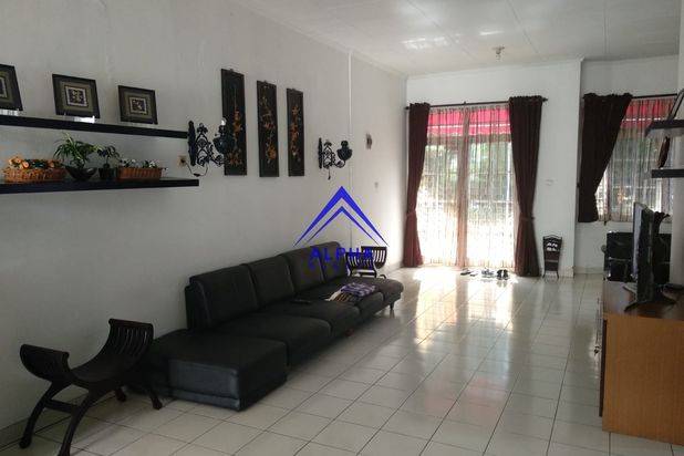 Disewakan Rumah Hunian Cantik Nyaman Daerah Cipaganti