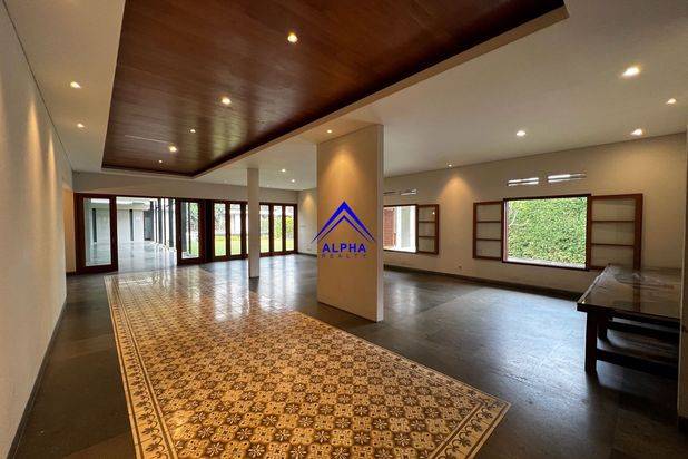 Dijual Rumah Hunian Super Mewah Dan Cantik Daerah Dago
