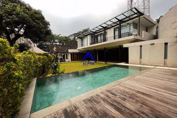 Dijual Rumah Hunian Super Mewah Dan Cantik Daerah Dago