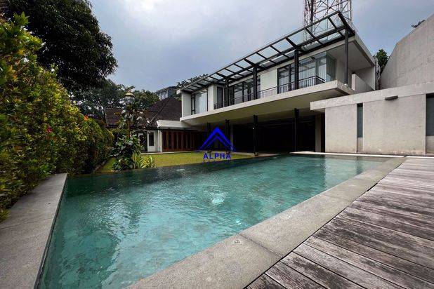 Dijual Rumah Hunian Super Mewah Dan Cantik Daerah Dago