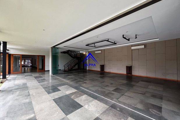 Dijual Rumah Hunian Super Mewah Dan Cantik Daerah Dago
