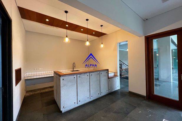 Dijual Rumah Hunian Super Mewah Dan Cantik Daerah Dago
