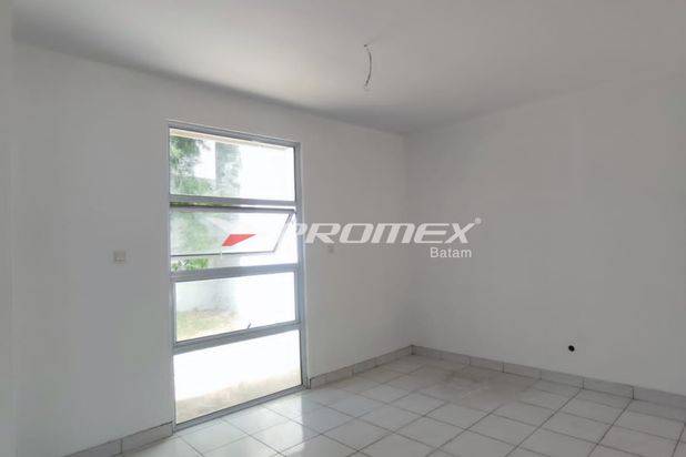 Dijual Santuy Rumah Royal Grande