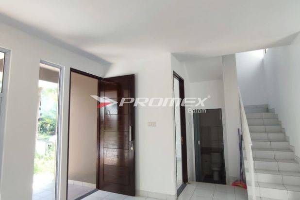 Dijual Santuy Rumah Royal Grande
