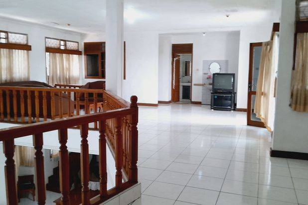 Rumah Siap Huni Semi Furnished Dekat Borma Cihanjuang Cimahi