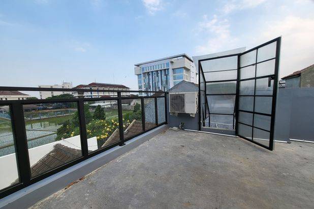 Rumah Siap Huni di Istana Kawaluyaan Jatisari Buahbatu Bandung