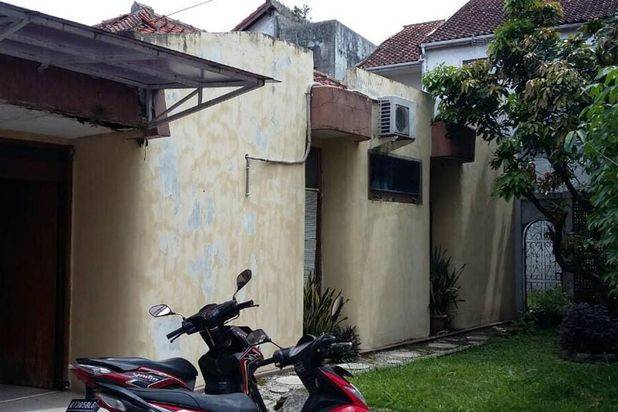 Rumah Tua Terawat Hitung Tanah di Turangga Bandung