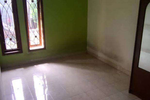Rumah Tinggal Perlu Renov di Margahayu Raya Buahbatu Bandung