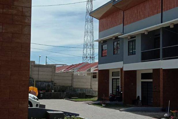 Rumah Baru 2 Lantai Lokasi Dingin di Jambudipa Bandung Barat