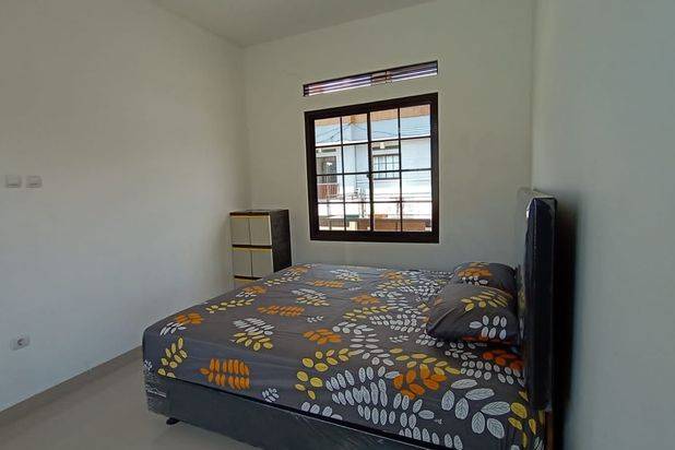 Rumah Baru 2 Lantai Lokasi Dingin di Jambudipa Bandung Barat