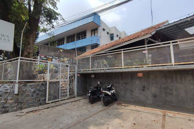 Disewakan Ruang Usaha Lokasi Sangat Strategis di Pasteur, Bandung