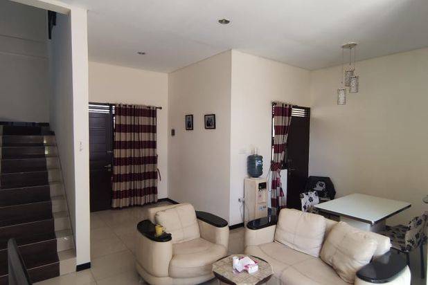 Disewakan Rumah Furnished Terawat Siap Huni di Soekarno Hatta