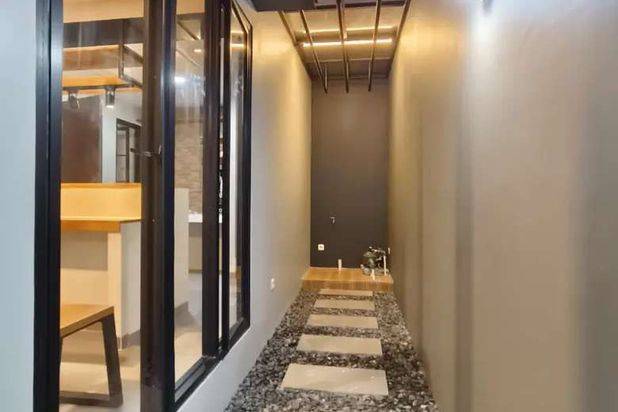 RUMAH MEZZANINE NUANSA JEPANG AKSES SANGAT GAMPANG