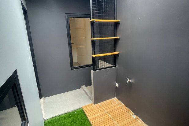 RUMAH MEWAH NUANSA NEGERI SAKURA HARGA PALING MURAH
