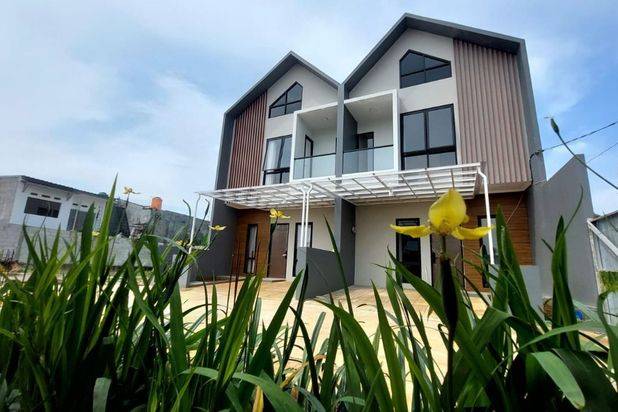 RUMAH SIAP HUNI 2 LANTAI CARPORT 2 DEKAT PINTU TOL DESARI