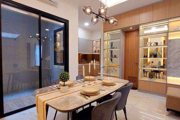RUMAH SIAP HUNI TINGGAL PINDAH DALAM CLUSTER 2 CARPORT