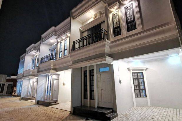 RUMAH STRATEGIS SIAP HUNI DEKAT PINTU TOL DI PANCORAN MAS DEPOK