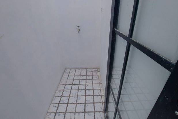 RUMAH STRATEGIS SIAP HUNI DEKAT PINTU TOL DI PANCORAN MAS DEPOK
