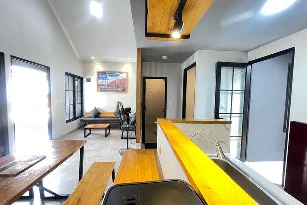 RUMAH MODEL MEZANINE DALAM CLUSTER DI DEPOK CILODONG STRATEGIS